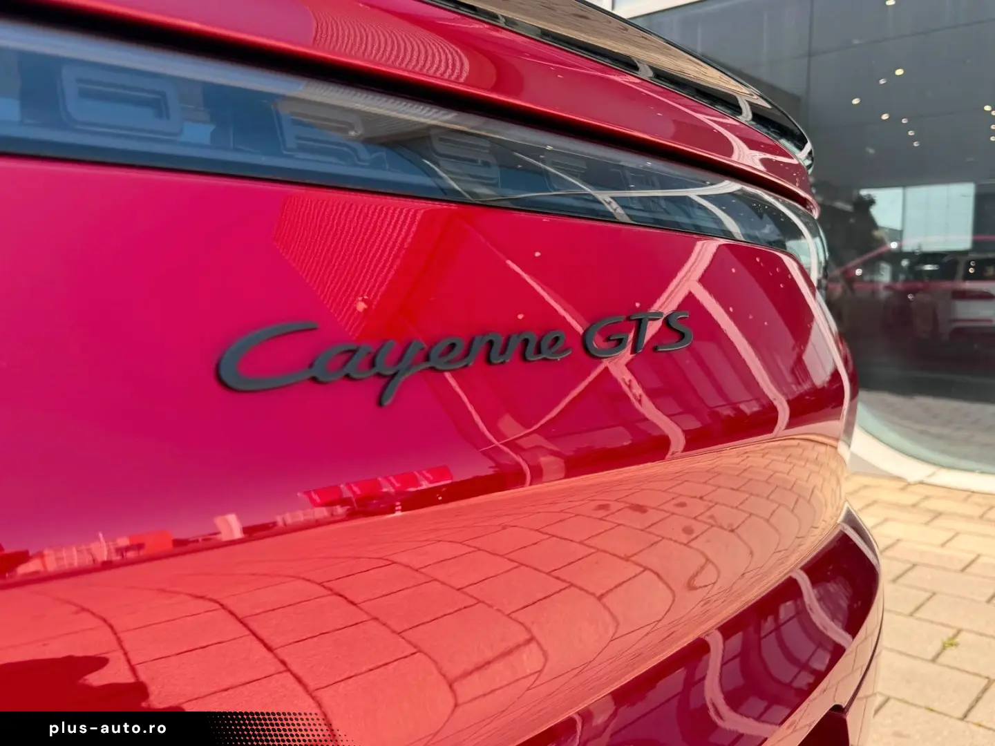 PORSCHE Cayenne Coupe GTS