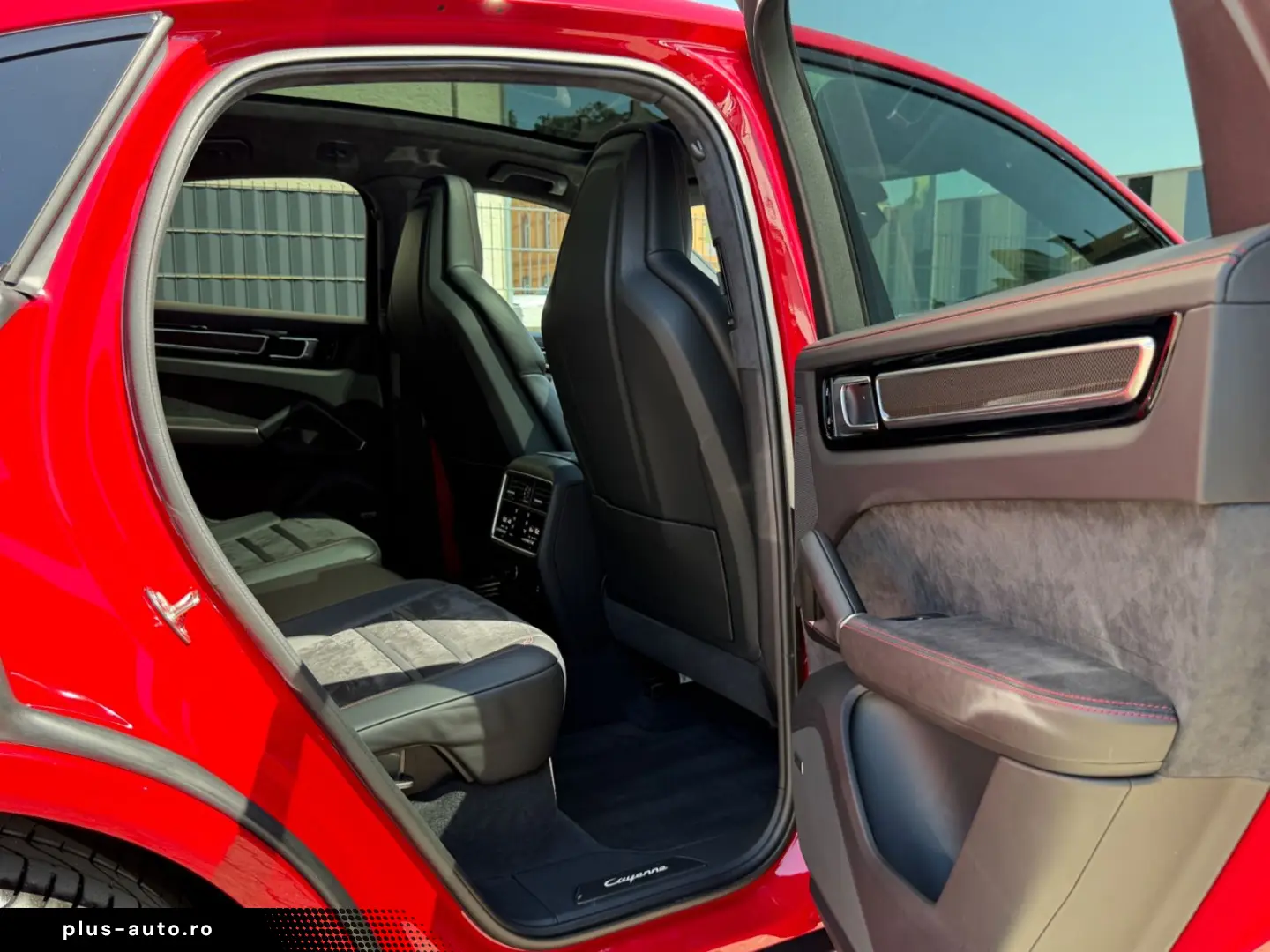 PORSCHE Cayenne Coupe GTS 4.0 V8 HUD PANO CARBON 360 22