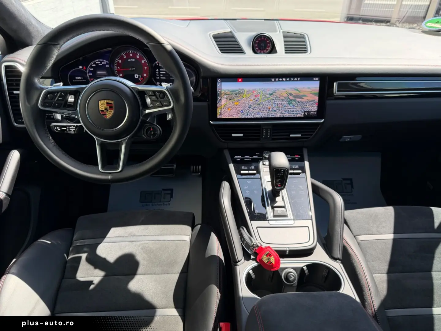 PORSCHE Cayenne Coupe GTS 4.0 V8 HUD PANO CARBON 360 22