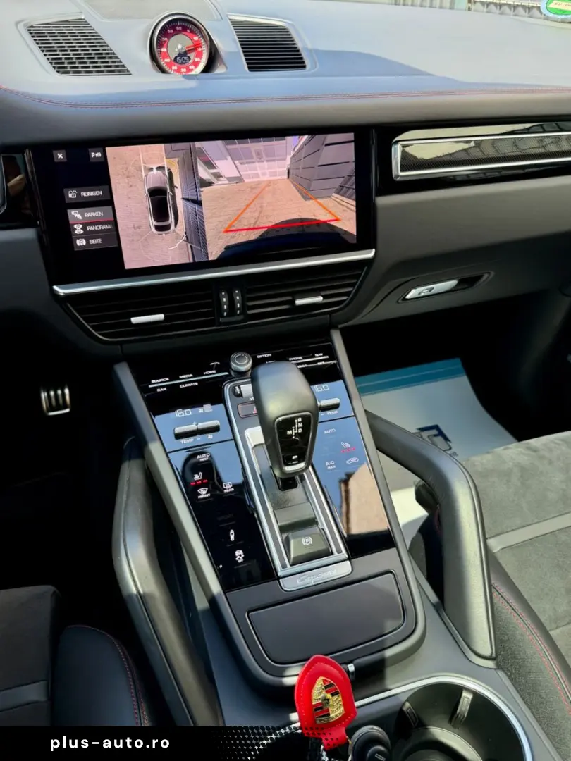 PORSCHE Cayenne Coupe GTS 4.0 V8 HUD PANO CARBON 360 22