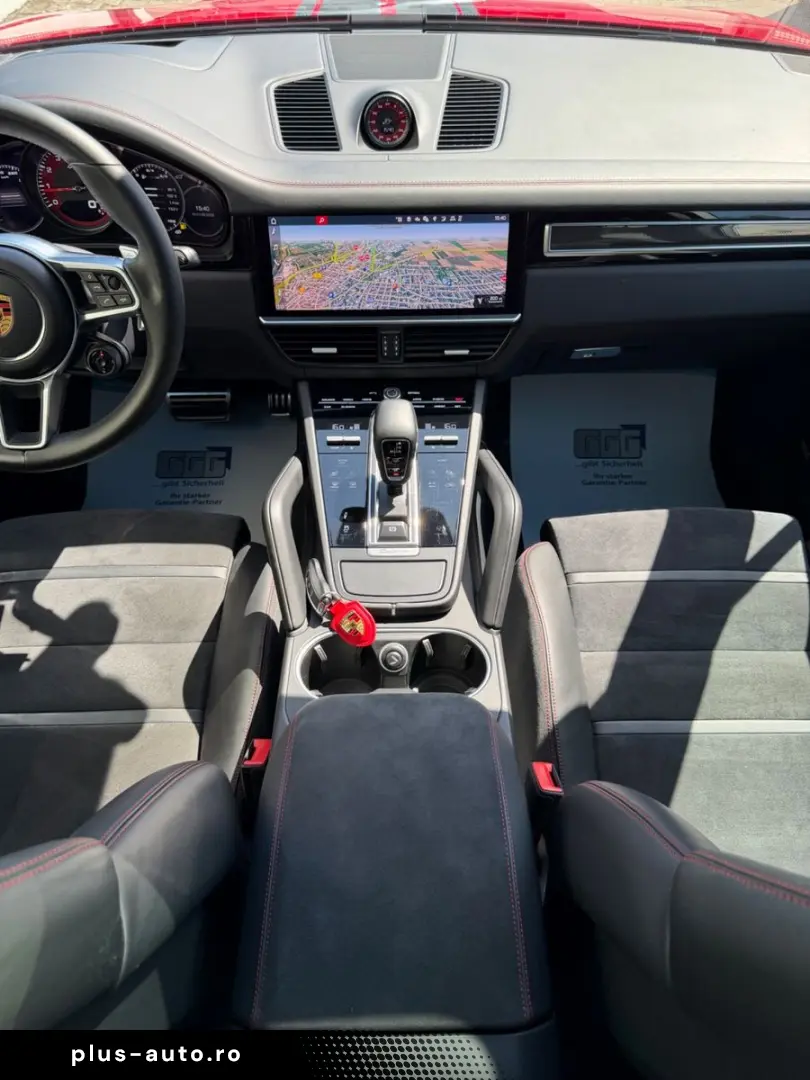PORSCHE Cayenne Coupe GTS 4.0 V8 HUD PANO CARBON 360 22