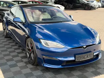 TESLA MODEL S PLAID   MATRIX LED   ENHANCED AP 4   21
