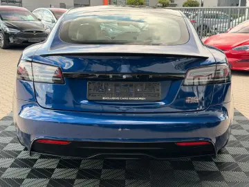TESLA MODEL S PLAID   MATRIX LED   ENHANCED AP 4   21
