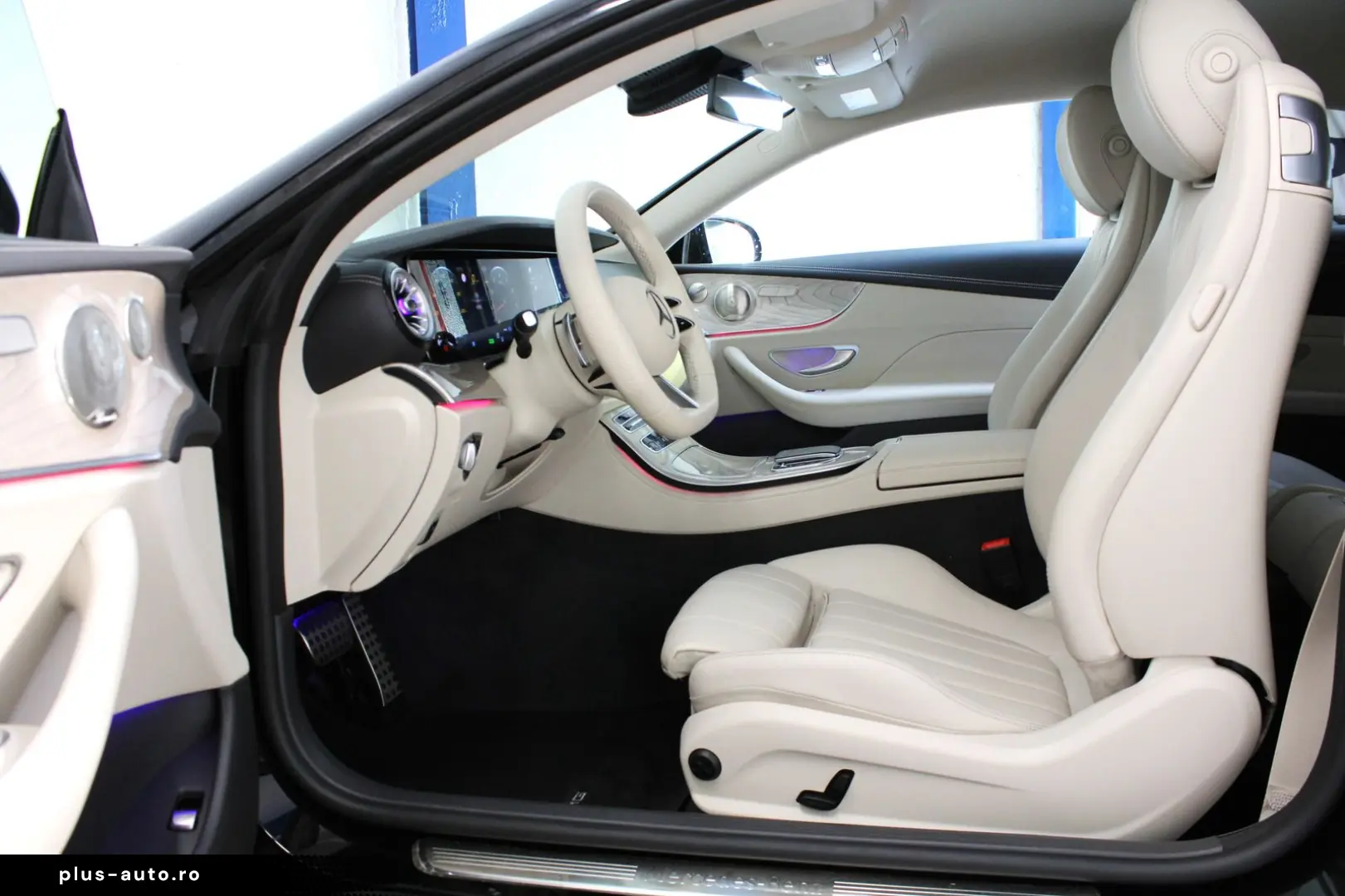 MERCEDES-BENZ E 200 Coupé AMG LINE M.BEAM BURMESTER