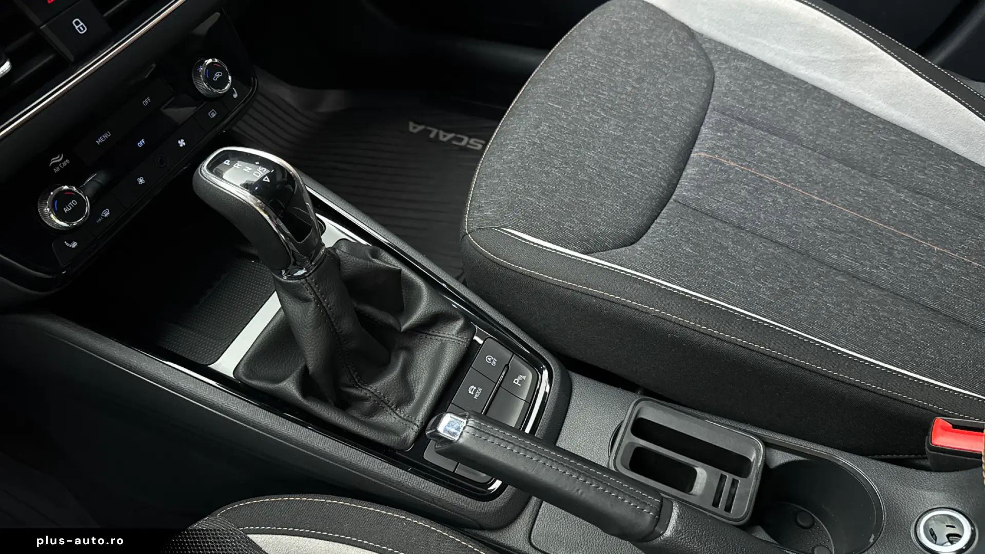 Škoda Scala 1.0 TSI  DSG  Matrix ACC Lane Assist Keyless Cam