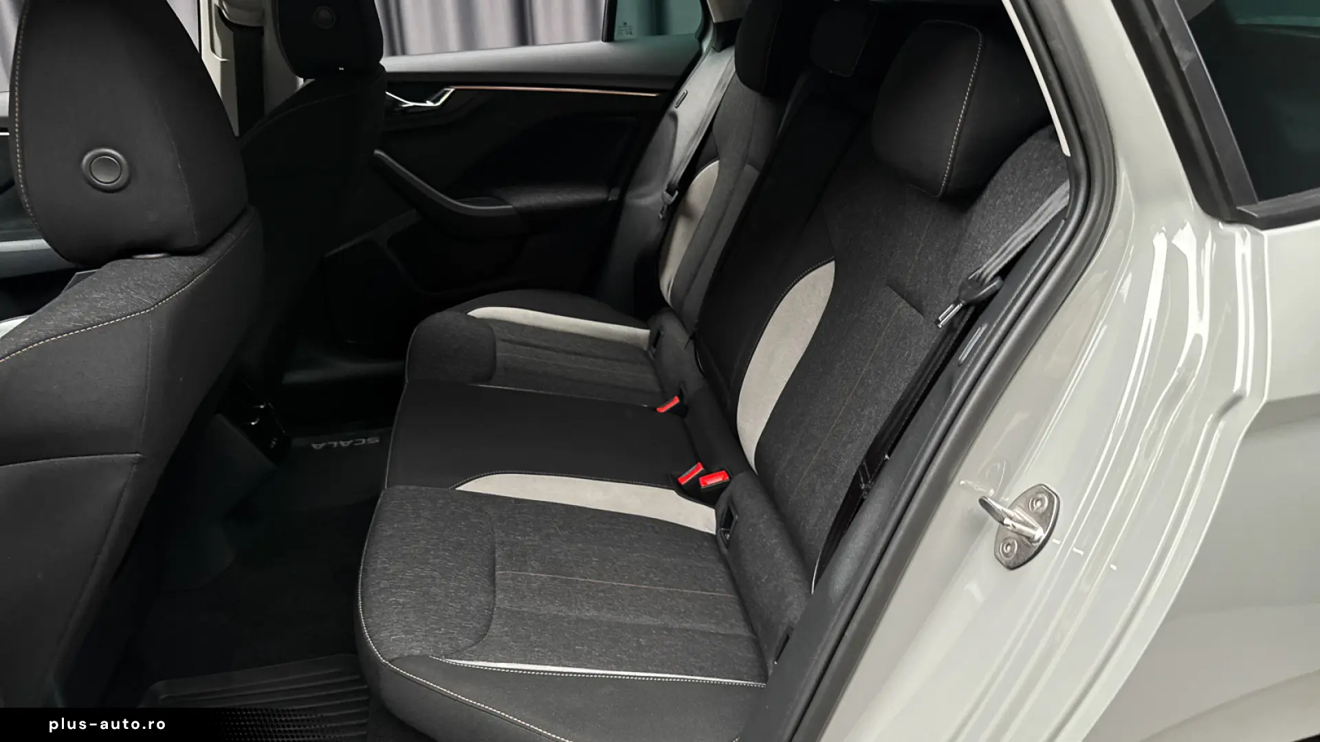 Škoda Scala 1.0 TSI  DSG  Matrix ACC Lane Assist Keyless Cam