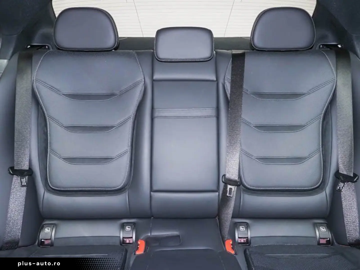 MERCEDES-BENZ Mercedes-AMG C 43 4M