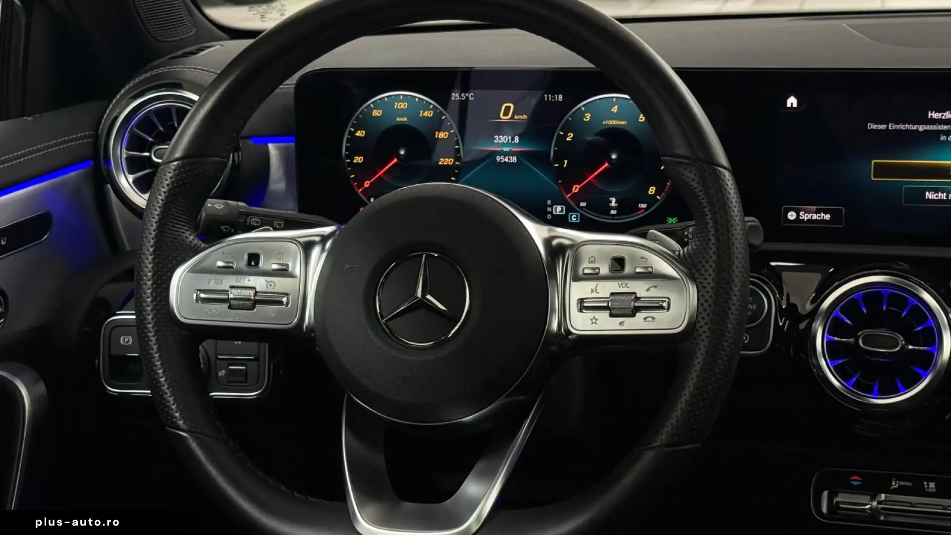 Mercedes-Benz A 200 AMG Line Pano 360  Memory Carplay