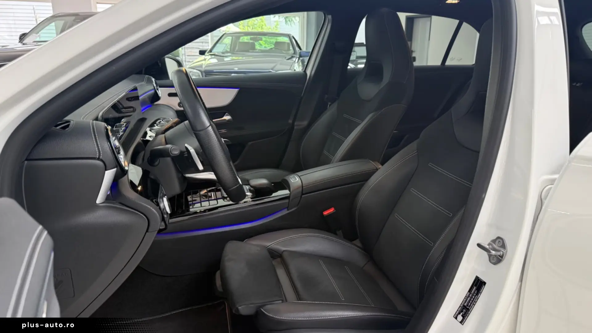 Mercedes-Benz A 200 AMG Line Pano 360  Memory Carplay