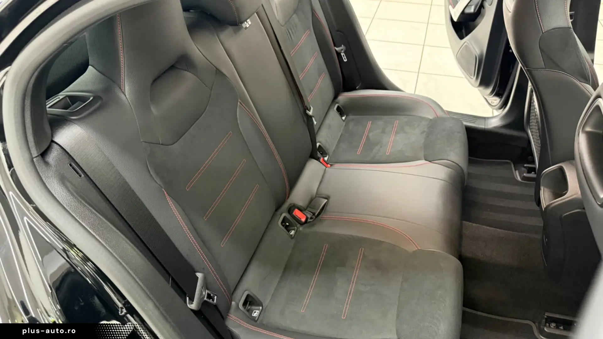 Mercedes-Benz A 200 AMG Line Pano Camera Carplay