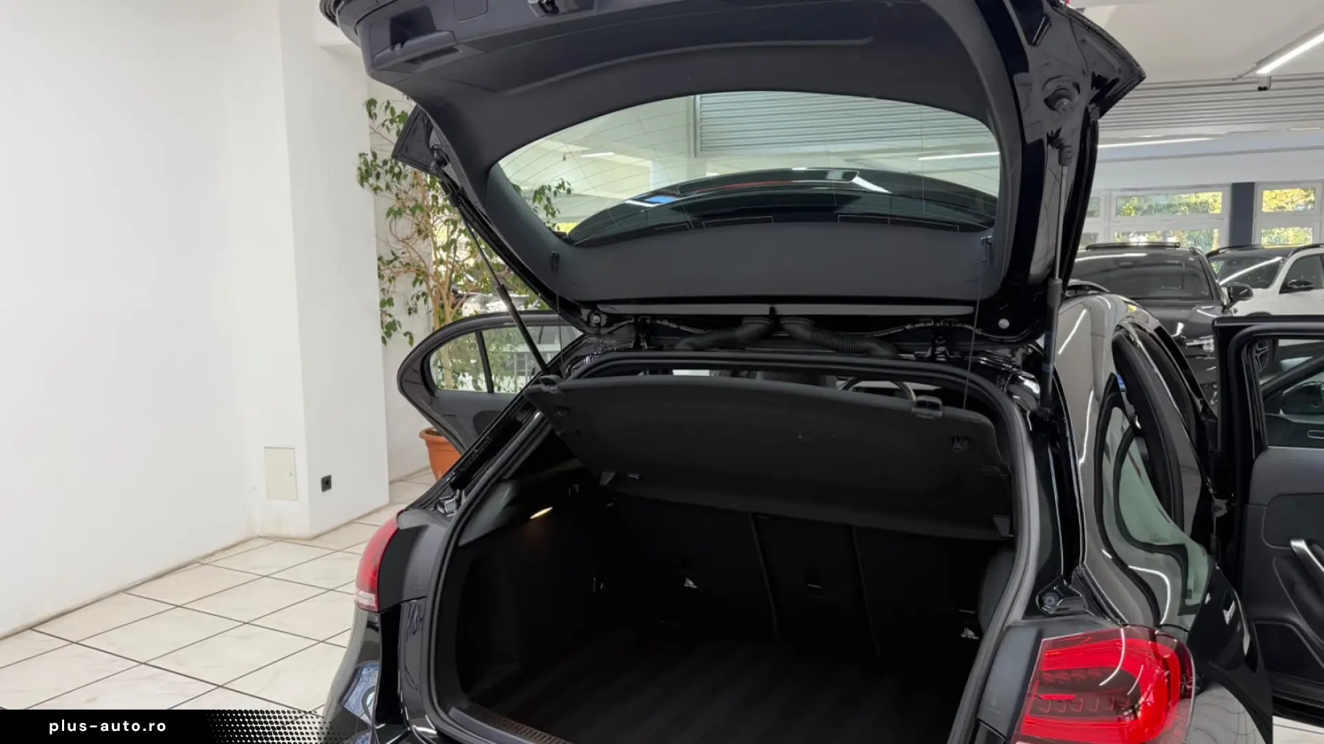 Mercedes-Benz A 200 AMG Line Pano Camera Carplay