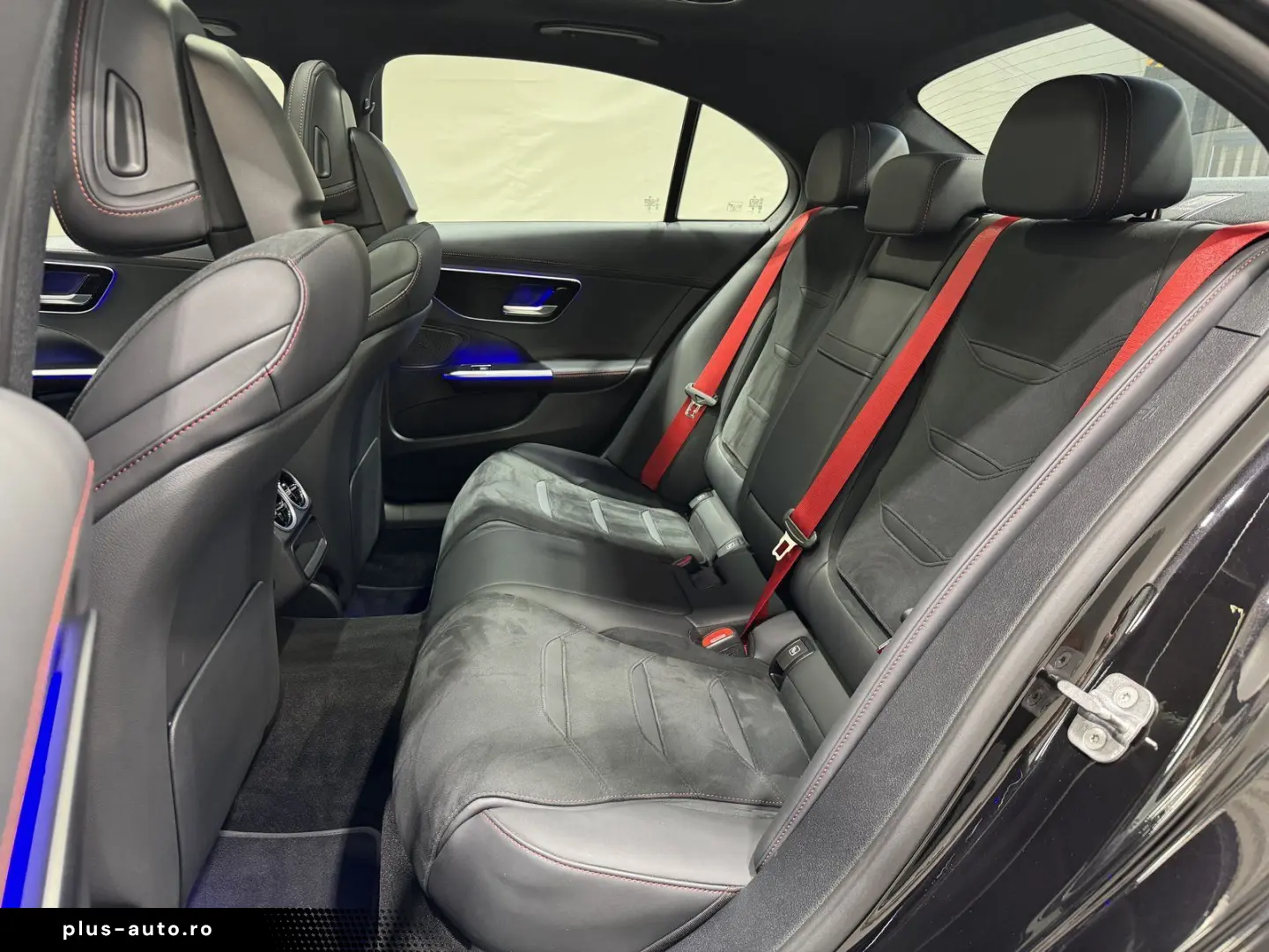 MERCEDES-BENZ AMG C 43 4M Performance