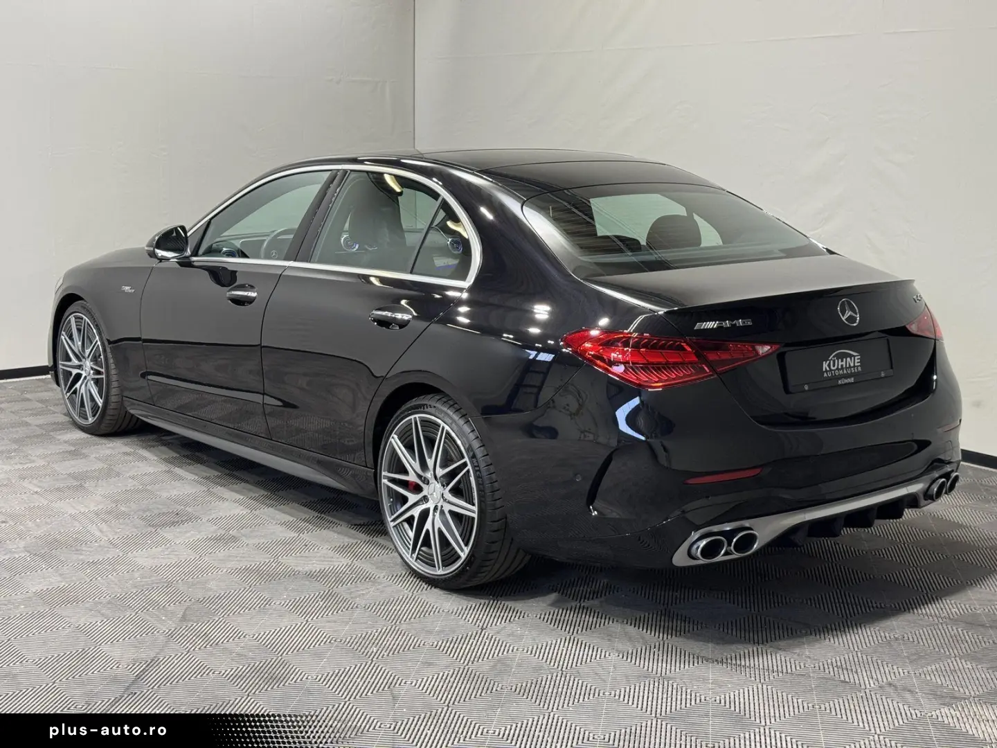 MERCEDES-BENZ AMG C 43 4M Performance