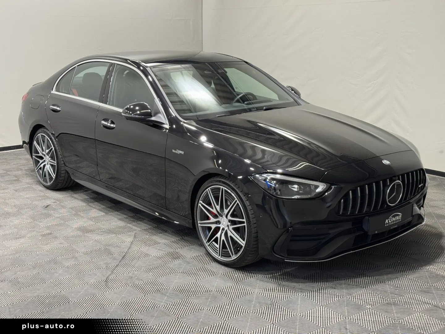 MERCEDES-BENZ AMG C 43 4M Performance