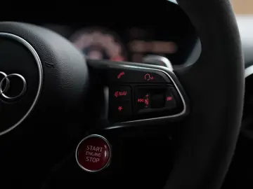 AUDI TT RS quattro Matrix   Kamera   B&O   Start-Stop