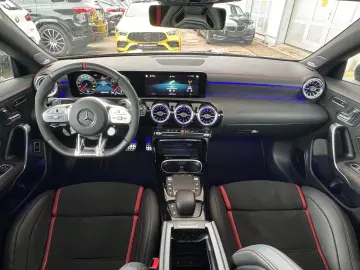 MERCEDES-BENZ CLA 45 S AMG
