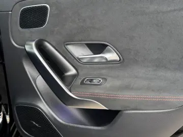 MERCEDES-BENZ CLA 45 S AMG