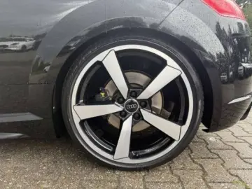 AUDI TT RS TFSI 2.5 quattro Coupe  B&O H&R Navi R.Cam