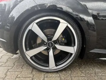 AUDI TT RS TFSI 2.5 quattro Coupe  B&O H&R Navi R.Cam