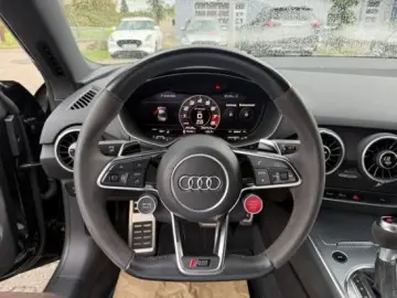 AUDI TT RS TFSI 2.5 quattro Coupe  B&O H&R Navi R.Cam