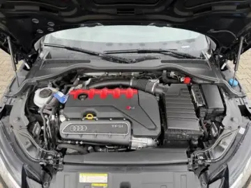 AUDI TT RS TFSI 2.5 quattro Coupe  B&O H&R Navi R.Cam
