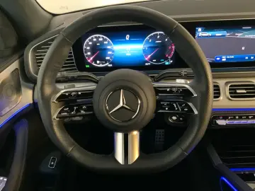 MERCEDES-BENZ GLS 450 d 4MATIC   AMG NIGHT • AIRMATIC