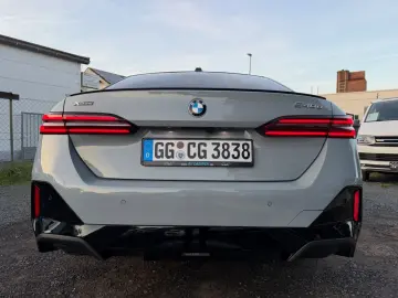BMW 540d xDrive M Sport M Sitze Pano Leder 360  HUD