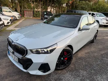 BMW 540d xDrive M Sport M Sitze Pano Leder 360  HUD