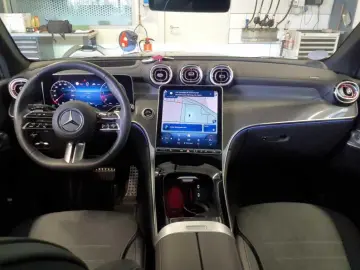 GLC 450 d 4MATIC AMG PREMIUM PANO HUD • 360