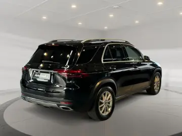 GLE 300 d 4MATIC   PANO • MULTIBEAM LED • WIDESCREEN
