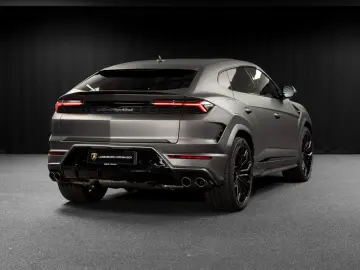 LAMBORGHINI Urus 4.0 V8 PHEV SE