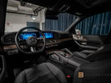 MERCEDES GLS 450 d 4MATIC AMG LINE • MASSAGE