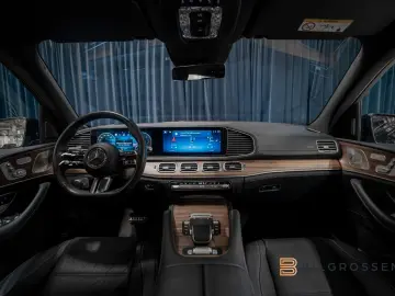 MERCEDES GLS 450 d 4MATIC AMG LINE • MASSAGE