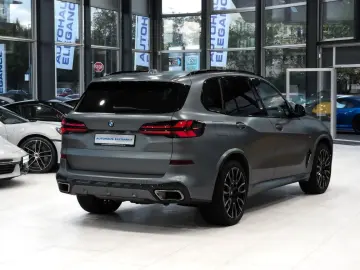 BMW X5 30 d xD M-SPORT-PRO EXCLUSIV LUFTFED. MATT