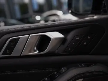 BMW X5 30 d xD M-SPORT-PRO EXCLUSIV LUFTFED. MATT