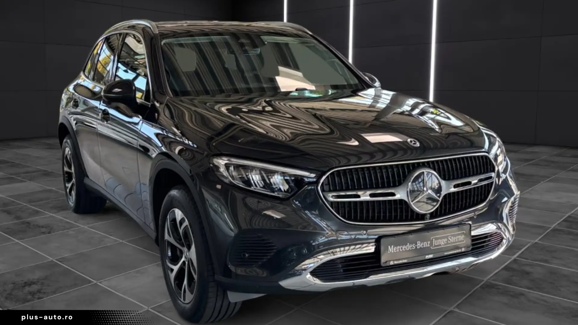 MERCEDES GLC 300 de 4MATIC AVANTGARDE • PANO