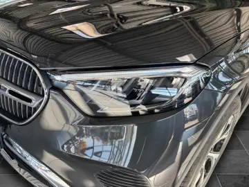 MERCEDES GLC 300 de 4MATIC AVANTGARDE • PANO