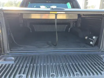 FORD RANGER RAPTOR DOUBLE CAB   4x4 • OFF-ROAD