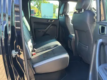 FORD RANGER RAPTOR DOUBLE CAB   4x4 • OFF-ROAD