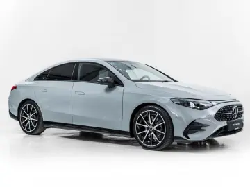 Mercedes-Benz CLA 220 4M AMG