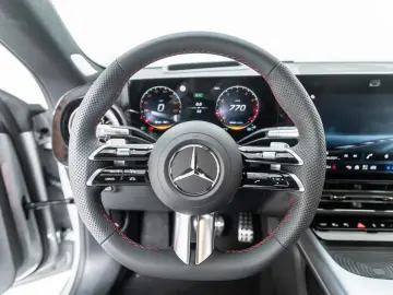 Mercedes-Benz CLA 220 4M AMG