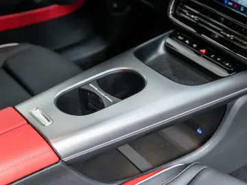 Mercedes-Benz CLA 220 4M AMG