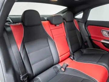 Mercedes-Benz CLA 220 4M AMG