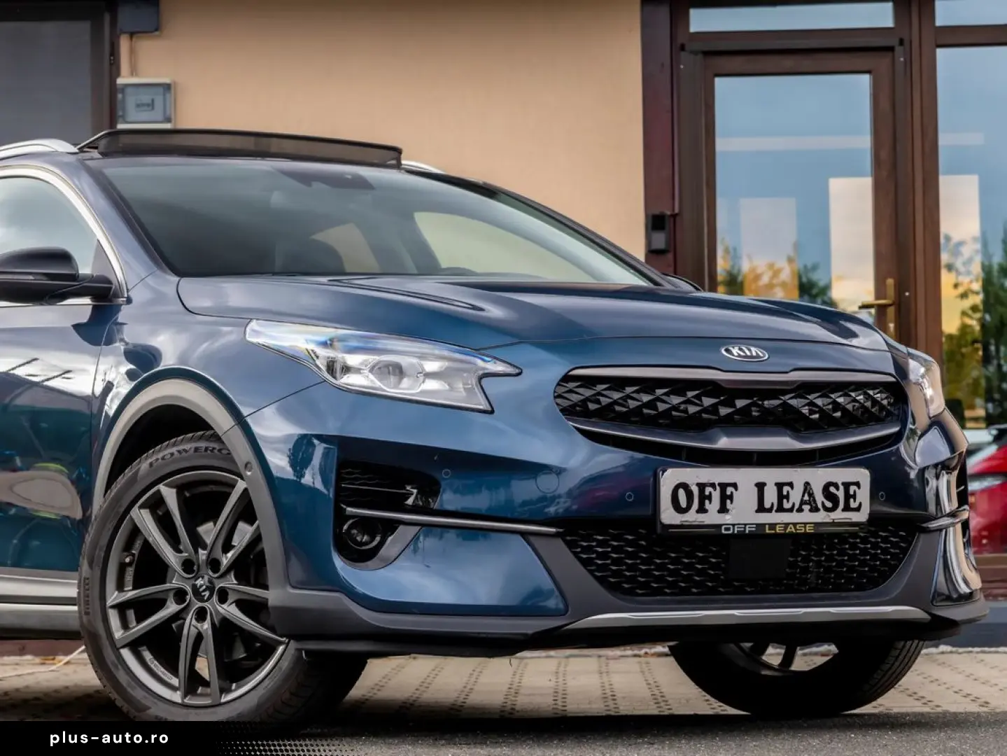 Kia XCeed    Plug-in Hybrid    Automată    Platinum   2021