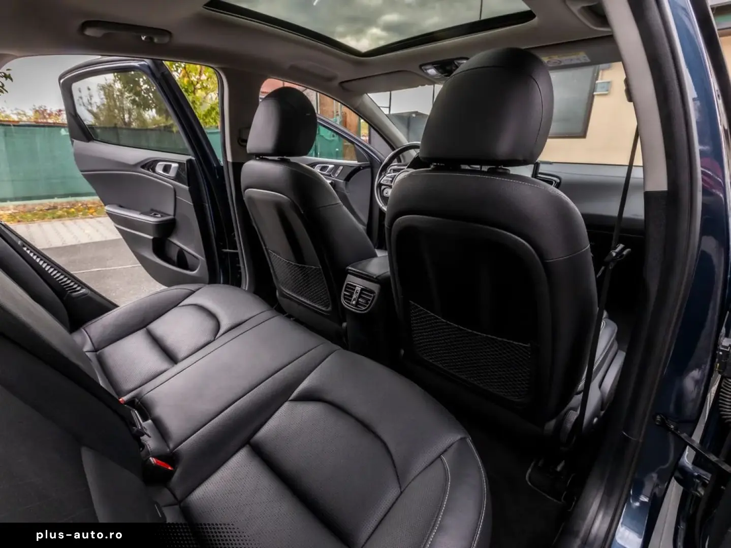 Kia XCeed    Plug-in Hybrid    Automată    Platinum   2021
