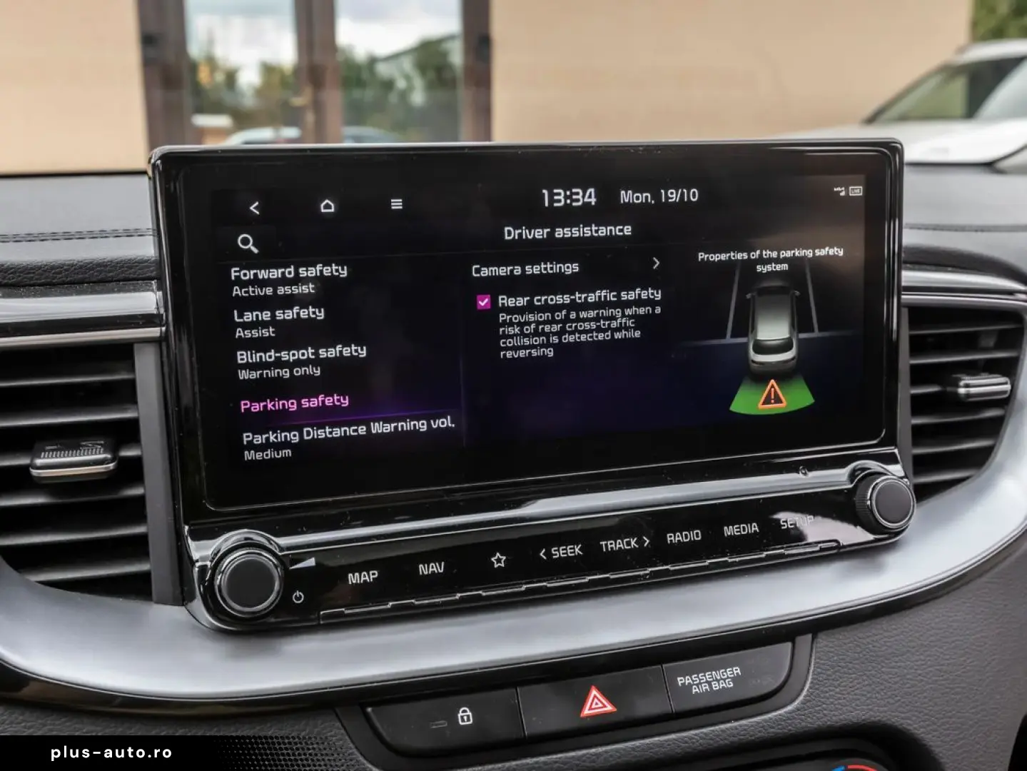Kia XCeed    Plug-in Hybrid    Automată    Platinum   2021