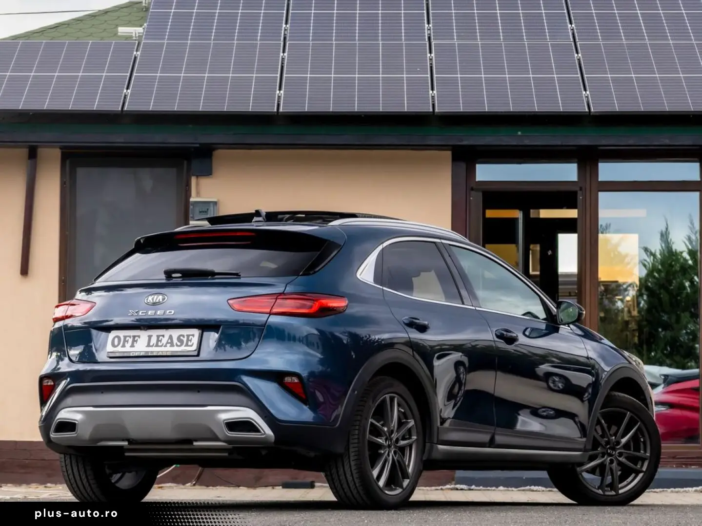 Kia XCeed    Plug-in Hybrid    Automată    Platinum   2021
