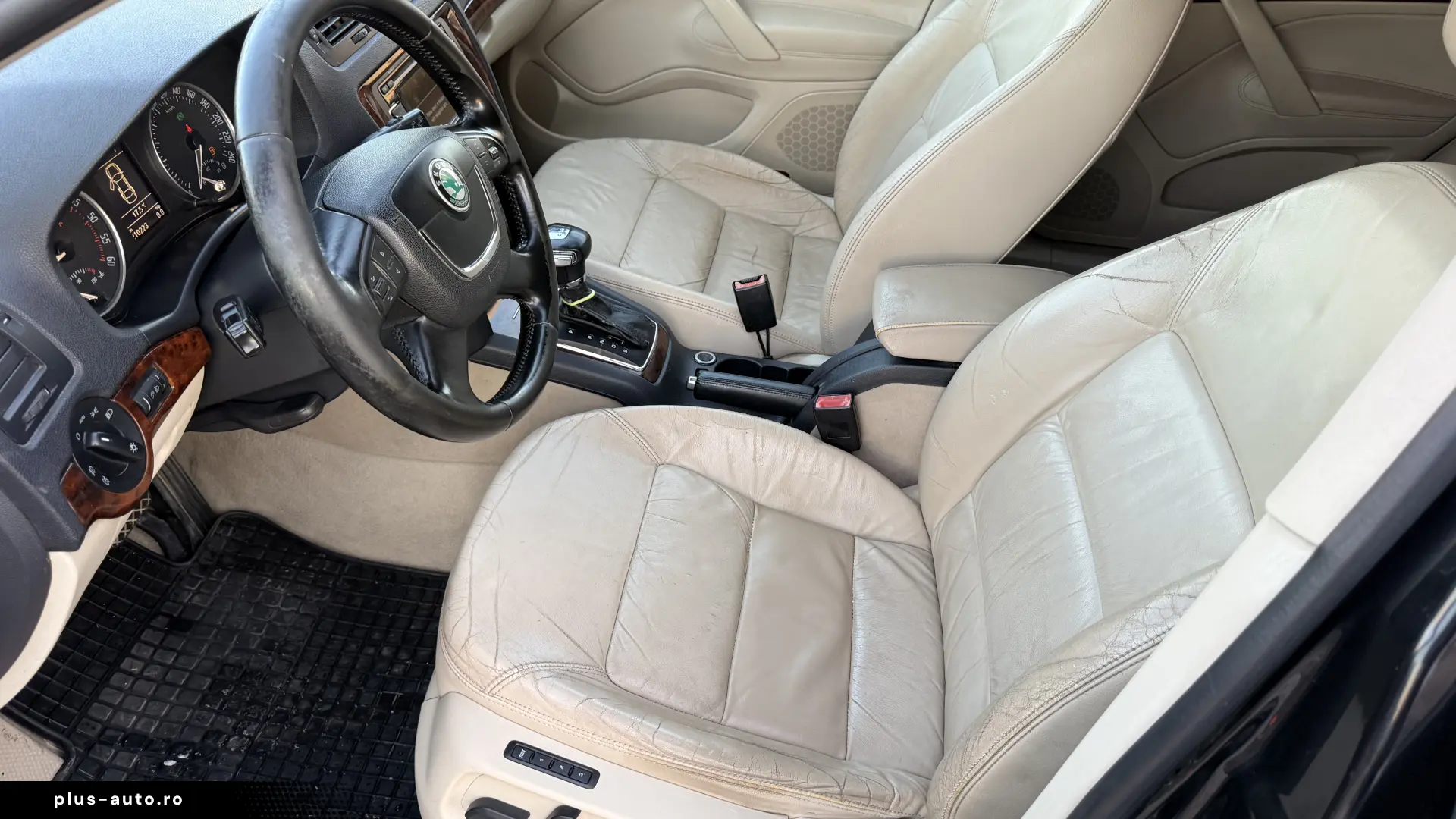 Automată  cu 2000 e avans