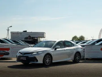 Toyota Camry 2.5 Hybrid Dynamic E-CVT