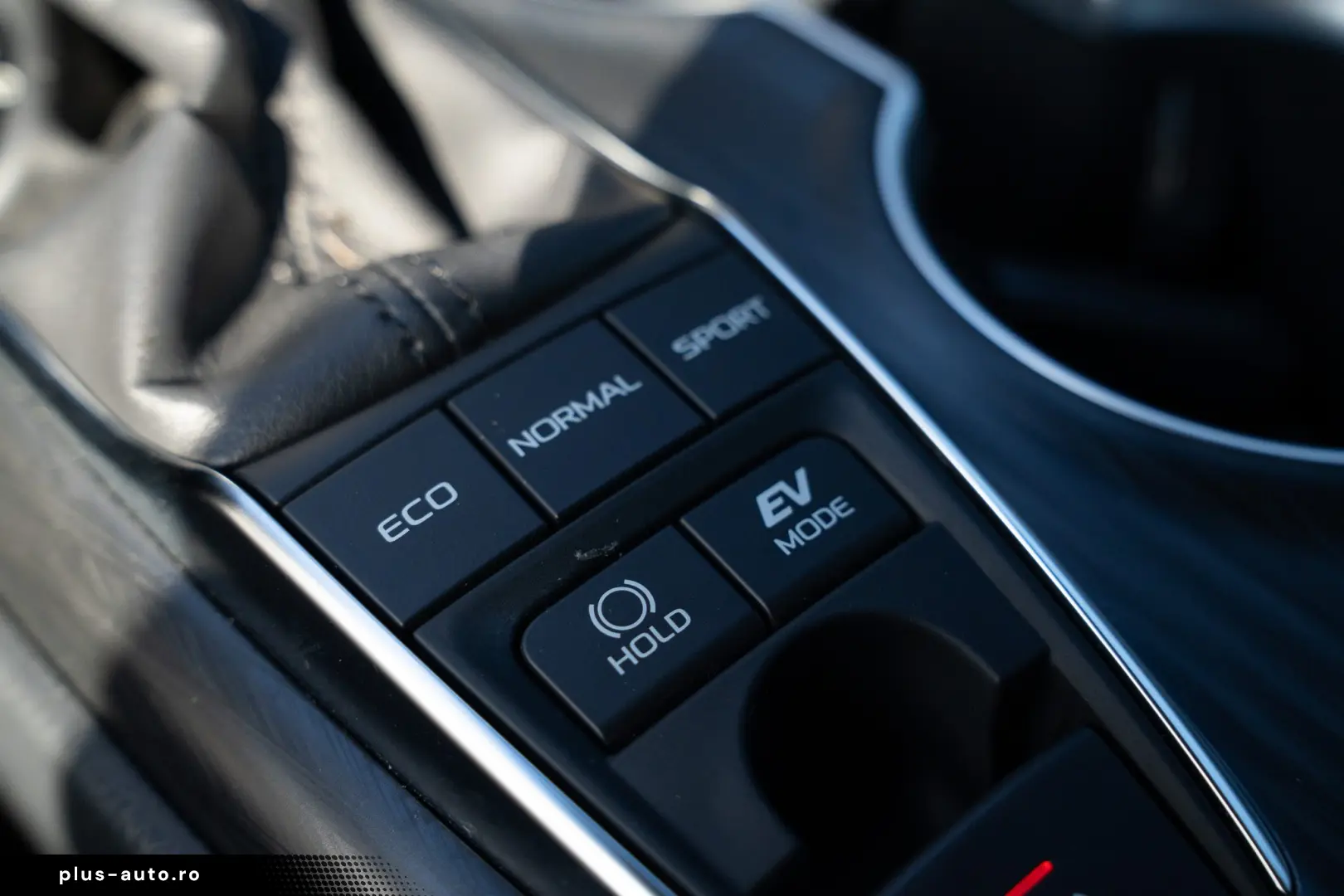 Toyota Camry 2.5 Hybrid Dynamic E-CVT